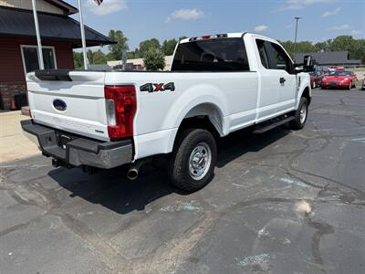2019 Ford F-350 Super Duty XL  Supercab 4X4 - Photo 5 - Flushing, MI 48433