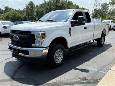 2019 Ford F-350 Super Duty XL  Supercab 4X4 - Photo 3 - Flushing, MI 48433