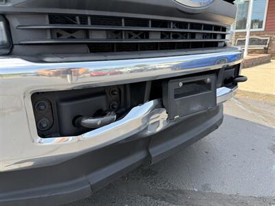 2019 Ford F-350 Super Duty XL  Supercab 4X4 - Photo 27 - Flushing, MI 48433