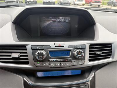 2011 Honda Odyssey Touring   - Photo 17 - Flushing, MI 48433