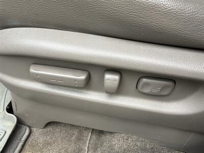 2011 Honda Odyssey Touring   - Photo 19 - Flushing, MI 48433