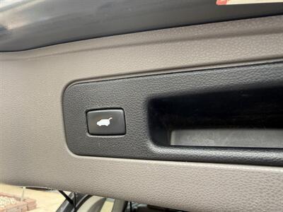 2011 Honda Odyssey Touring   - Photo 31 - Flushing, MI 48433