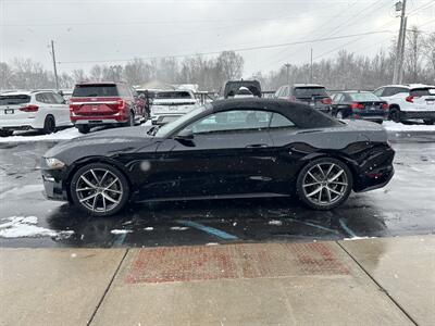 2020 Ford Mustang EcoBoost  Convertible - Photo 8 - Flushing, MI 48433