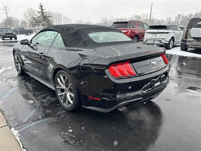 2020 Ford Mustang EcoBoost  Convertible - Photo 7 - Flushing, MI 48433