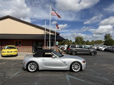 2004 BMW Z4 2.5i Roadster 5-Speed Manual - Photo 11 - Flushing, MI 48433