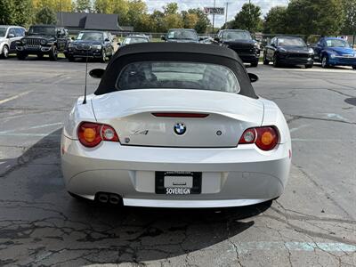 2004 BMW Z4 2.5i Roadster 5-Speed Manual - Photo 15 - Flushing, MI 48433