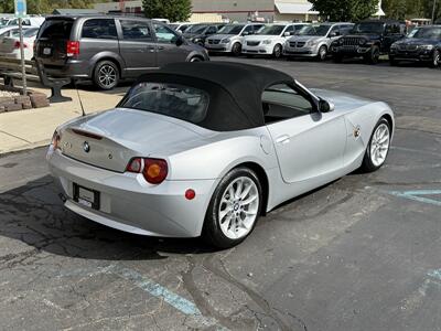 2004 BMW Z4 2.5i Roadster 5-Speed Manual - Photo 8 - Flushing, MI 48433