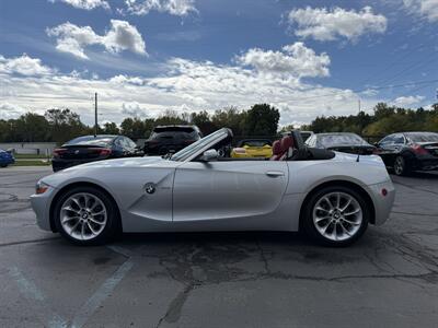 2004 BMW Z4 2.5i Roadster 5-Speed Manual - Photo 5 - Flushing, MI 48433