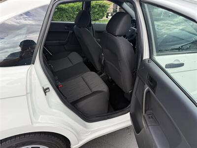2011 Ford Focus SE   - Photo 19 - Flushing, MI 48433