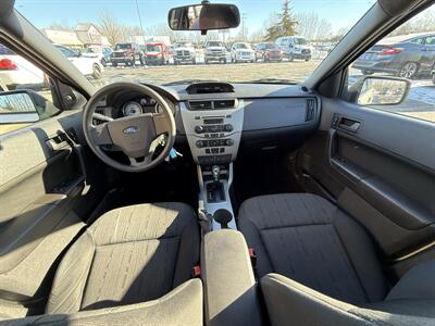 2011 Ford Focus SE   - Photo 16 - Flushing, MI 48433