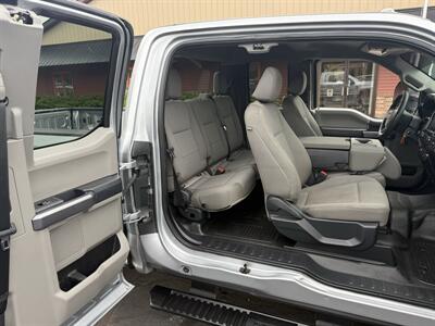 2022 Ford F-350 Super Duty XLT FX4 4X4 - Photo 27 - Flushing, MI 48433