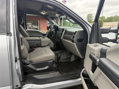 2022 Ford F-350 Super Duty XLT FX4 4X4 - Photo 28 - Flushing, MI 48433