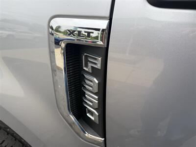 2022 Ford F-350 Super Duty XLT FX4 4X4 - Photo 36 - Flushing, MI 48433