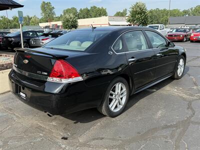 2009 Chevrolet Impala LTZ   - Photo 5 - Flushing, MI 48433