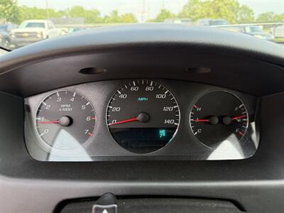2009 Chevrolet Impala LTZ   - Photo 12 - Flushing, MI 48433