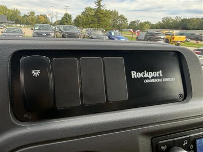 2024 Ford E-350 SD  17' Rockford Box - Photo 11 - Flushing, MI 48433