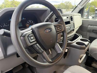 2024 Ford E-350 SD  17' Rockford Box - Photo 13 - Flushing, MI 48433