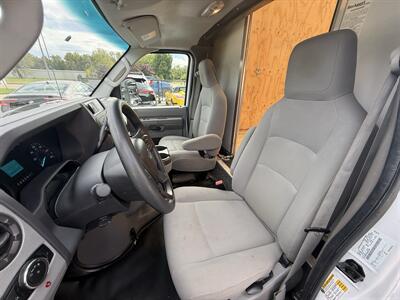 2024 Ford E-350 SD  17' Rockford Box - Photo 8 - Flushing, MI 48433