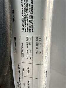 2024 Ford E-350 SD  17' Rockford Box - Photo 46 - Flushing, MI 48433