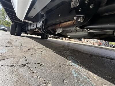 2024 Ford E-350 SD  17' Rockford Box - Photo 43 - Flushing, MI 48433