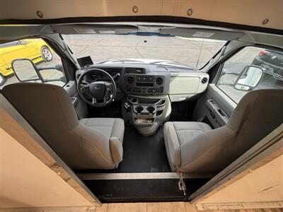 2024 Ford E-350 SD  17' Rockford Box - Photo 34 - Flushing, MI 48433