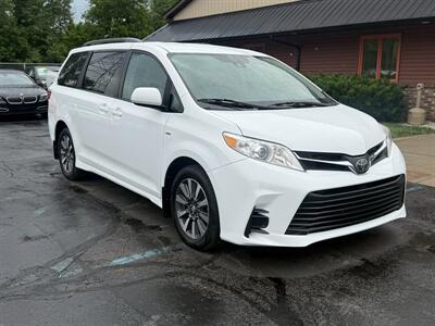 2018 Toyota Sienna LE 7-Passenger  AWD Van