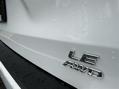 2018 Toyota Sienna LE 7-Passenger  AWD - Photo 27 - Flushing, MI 48433