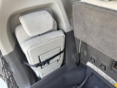 2011 Toyota Sienna LE 8-Passenger   - Photo 29 - Flushing, MI 48433