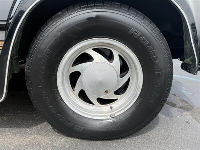 1991 GMC Vandura G2500 Geneva Conversion - Photo 28 - Flushing, MI 48433