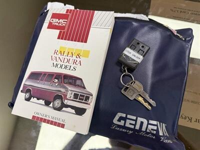 1991 GMC Vandura G2500 Geneva Conversion - Photo 21 - Flushing, MI 48433