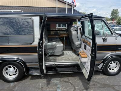 1991 GMC Vandura G2500 Geneva Conversion - Photo 19 - Flushing, MI 48433