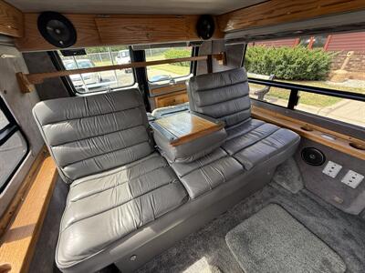 1991 GMC Vandura G2500 Geneva Conversion - Photo 22 - Flushing, MI 48433