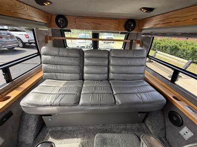 1991 GMC Vandura G2500 Geneva Conversion - Photo 15 - Flushing, MI 48433