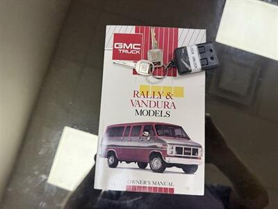 1991 GMC Vandura G2500 Geneva Conversion - Photo 47 - Flushing, MI 48433