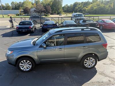 2011 Subaru Forester 2.5X Premium  AWD - Photo 3 - Flushing, MI 48433
