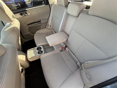 2011 Subaru Forester 2.5X Premium  AWD - Photo 15 - Flushing, MI 48433