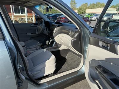 2011 Subaru Forester 2.5X Premium  AWD - Photo 17 - Flushing, MI 48433