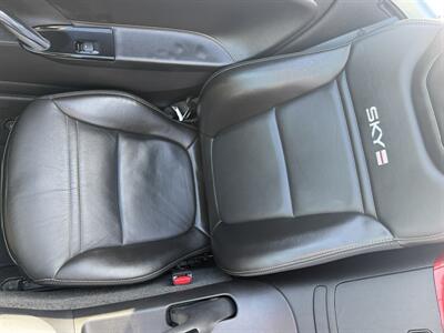 2009 Saturn SKY Red Line  5-Speed Manual - Photo 25 - Flushing, MI 48433