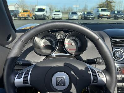 2009 Saturn SKY Red Line  5-Speed Manual - Photo 27 - Flushing, MI 48433