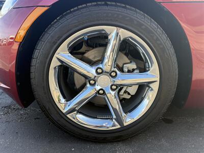 2009 Saturn SKY Red Line  5-Speed Manual - Photo 16 - Flushing, MI 48433