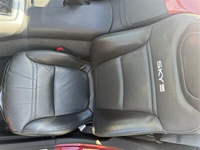 2009 Saturn SKY Red Line  5-Speed Manual - Photo 24 - Flushing, MI 48433