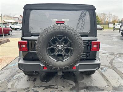 2024 Jeep Wrangler 4-Door Willys   - Photo 6 - Flushing, MI 48433