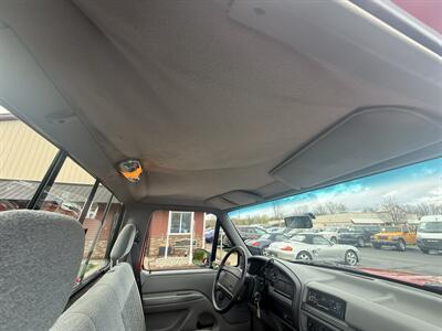 1995 Ford F-150 XL   - Photo 29 - Flushing, MI 48433