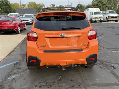 2014 Subaru XV Crosstrek 2.0i Premium AWD  5-Speed Manual - Photo 6 - Flushing, MI 48433