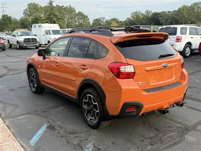 2014 Subaru XV Crosstrek 2.0i Premium AWD  5-Speed Manual - Photo 5 - Flushing, MI 48433