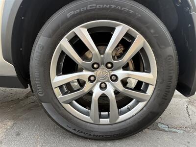 2015 Lexus NX 200t AWD   - Photo 24 - Flushing, MI 48433