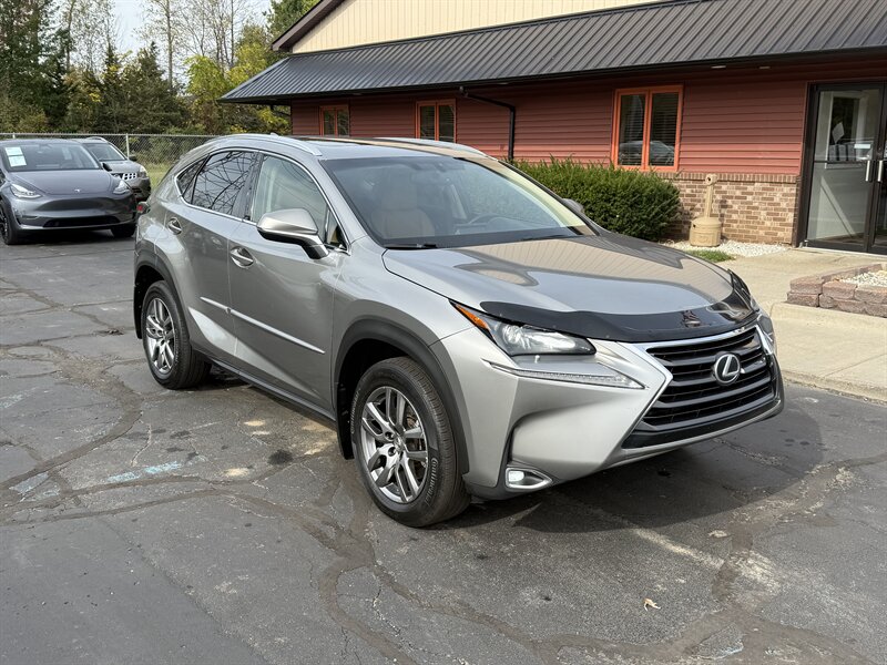 2015 Lexus NX 200t AWD - Photo 1 - Flushing, MI 48433