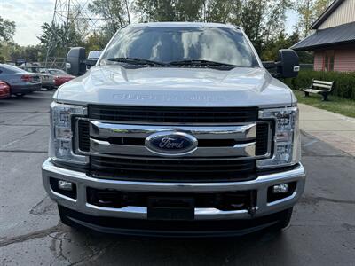 2018 Ford F-250 Super Duty XLT  Crew Cab 4X4 - Photo 4 - Flushing, MI 48433