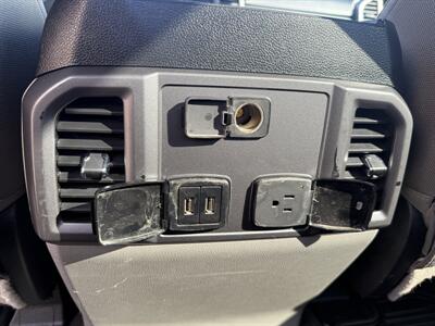 2018 Ford F-250 Super Duty XLT  Crew Cab 4X4 - Photo 30 - Flushing, MI 48433