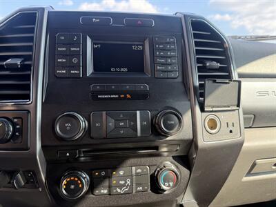 2018 Ford F-250 Super Duty XLT  Crew Cab 4X4 - Photo 24 - Flushing, MI 48433